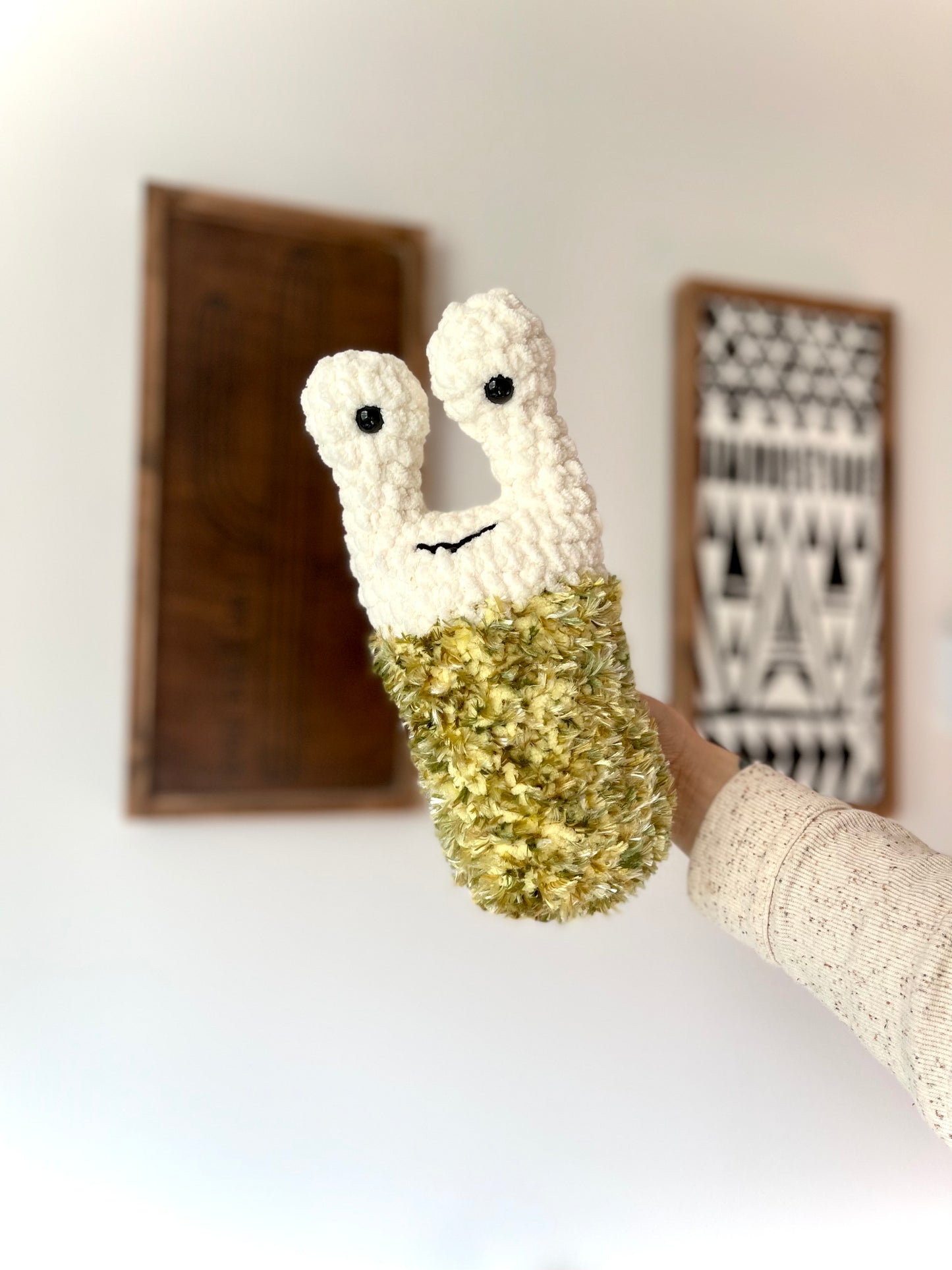 Snug the Hug Slug - Vintage White & Fuzzy Moss